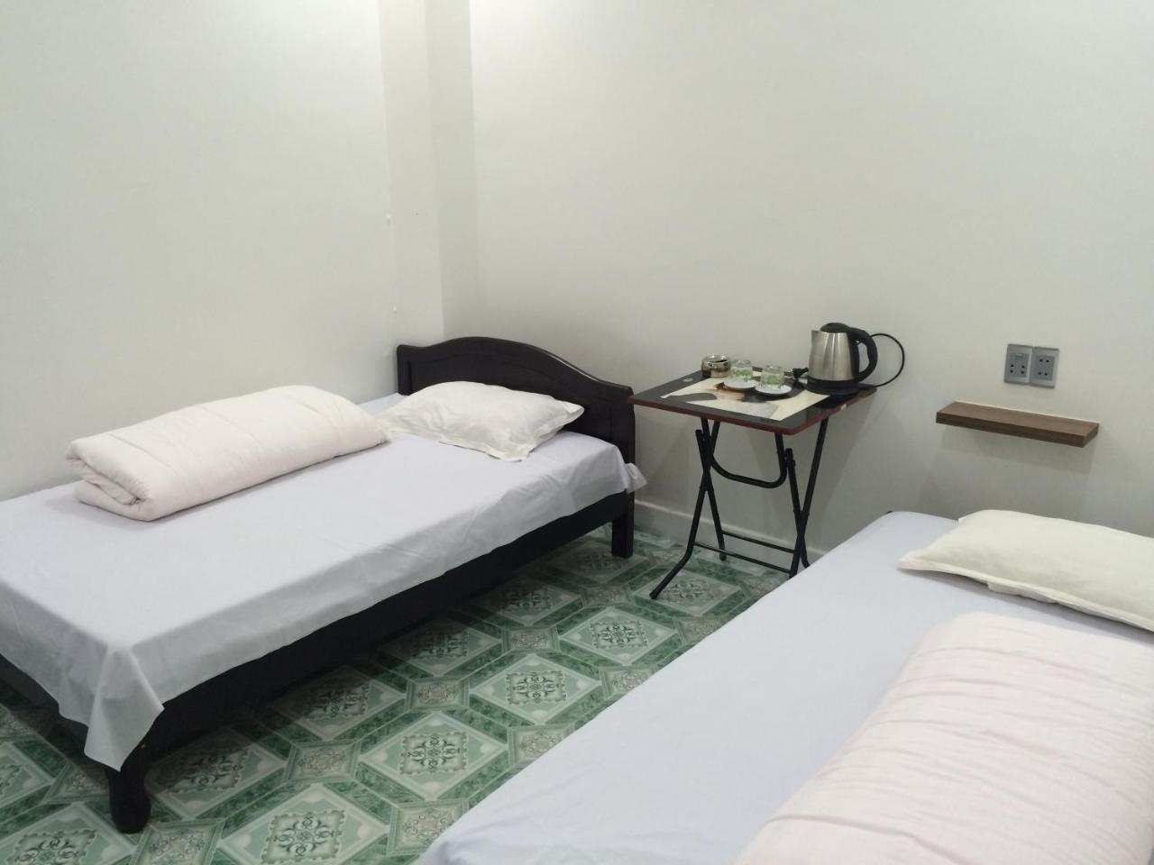 Khai Hoan Hotel Dong Van  Exterior photo